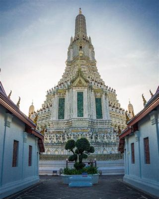  Wat Chaiwatthanaram! Khám Phá Nơi Thánh Thiêng Lấp Lánh Bên Bờ Sông Chao Phraya