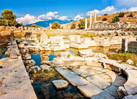 Xanthos Antik Kenti:  Một Báu Vật Lịch Sử Nằm Ngủ Say Trong Thung Lũng Lycia!